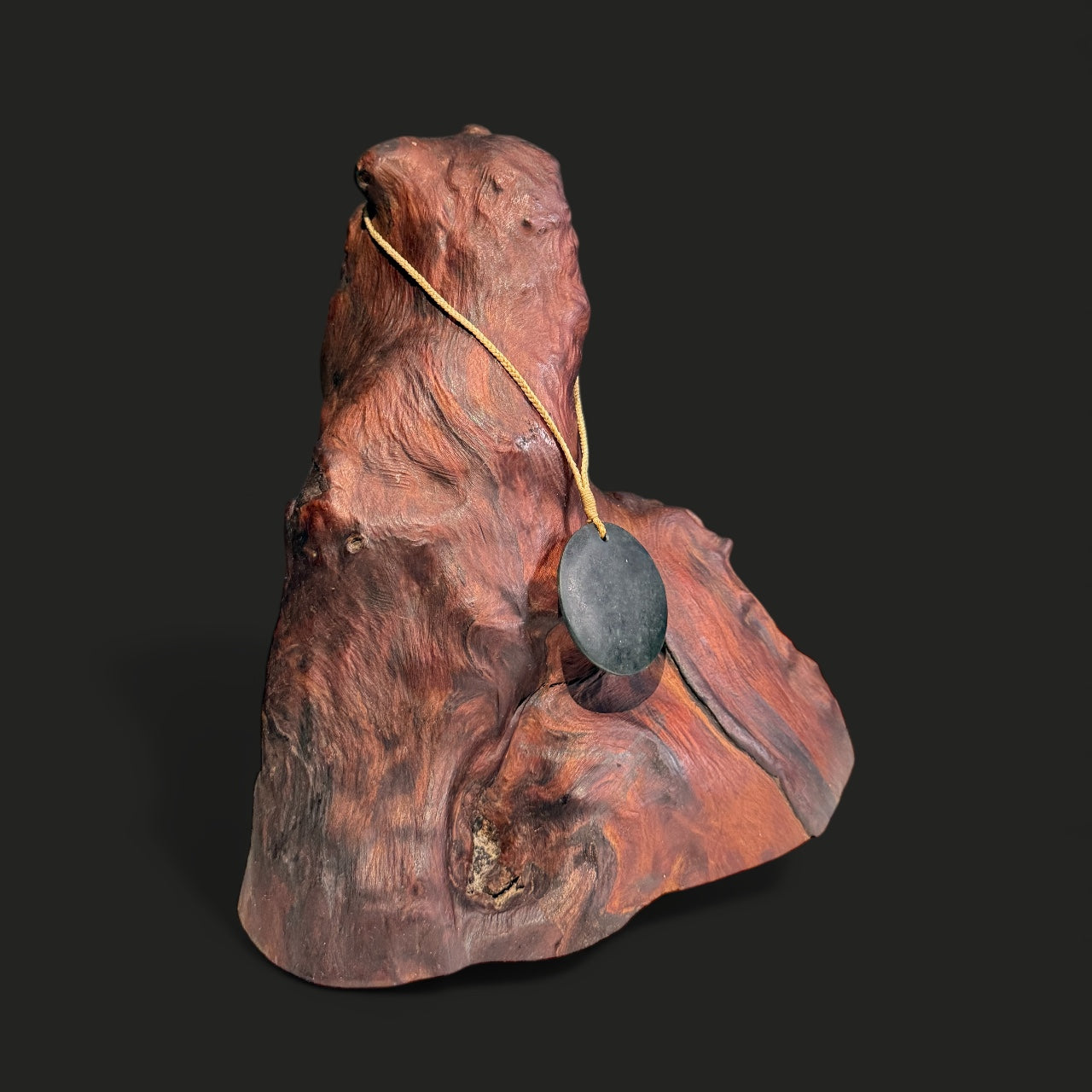 Porowhita Iti – Pounamu Pendant