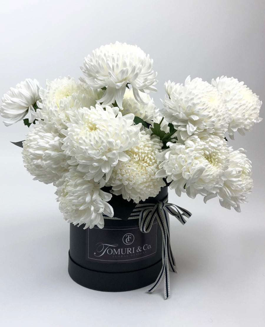 White chocolate chrysanthe-mum - Tomuri & Co. Floral Designs