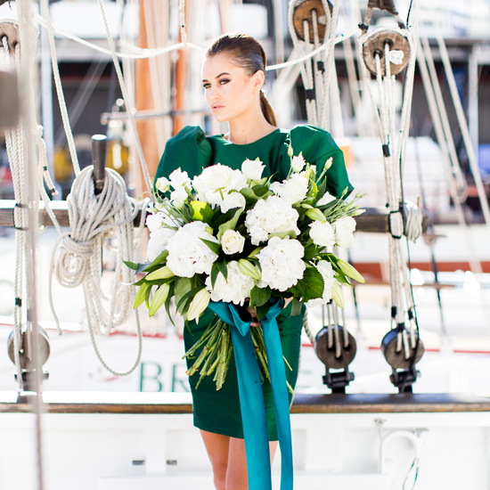 White Avalanche - Tomuri & Co. Floral Designs
