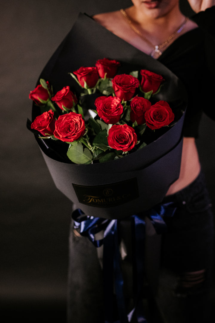 Signature Dozen Matter Bouquet