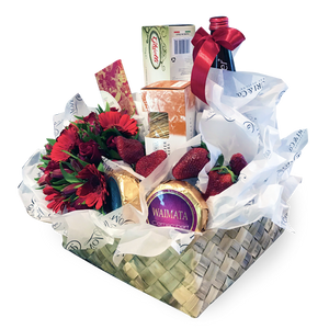 Noel Gift Basket - Tomuri & Co. Floral Designs